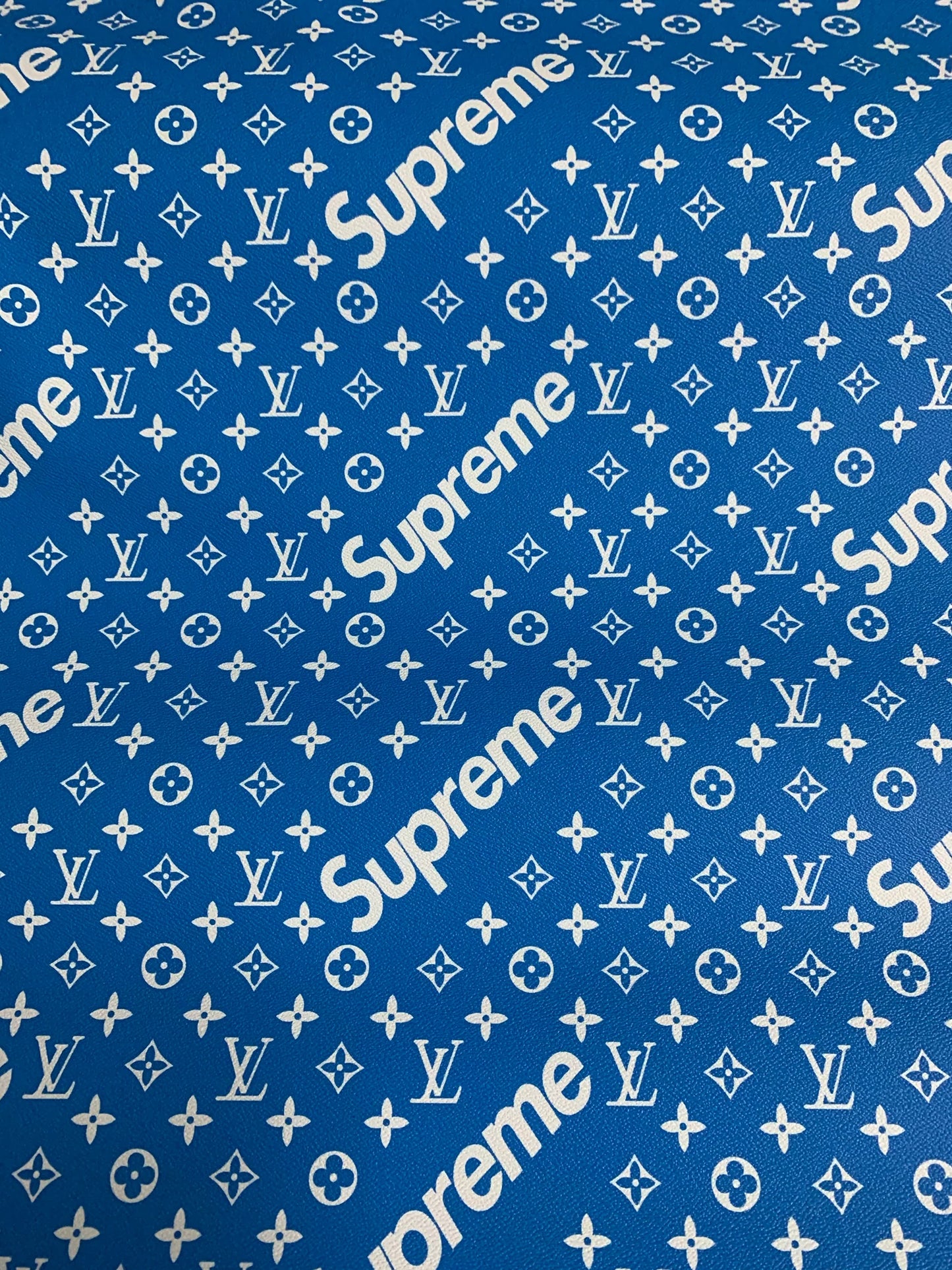 Blue Sup Leather Fabric for Fashion Custom